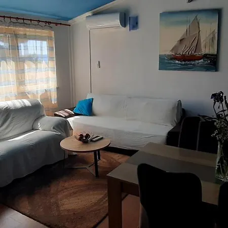 Petrovic Apartment *