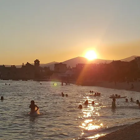 Petrovic * Kaštela